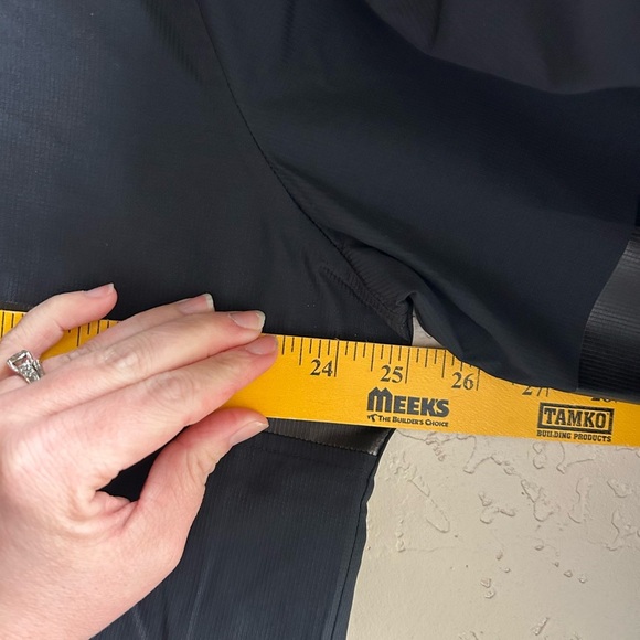 Under Armour NWT Men's woven 1/2 zip pullover windbreaker XL athletic casual - Picture 7 of 8